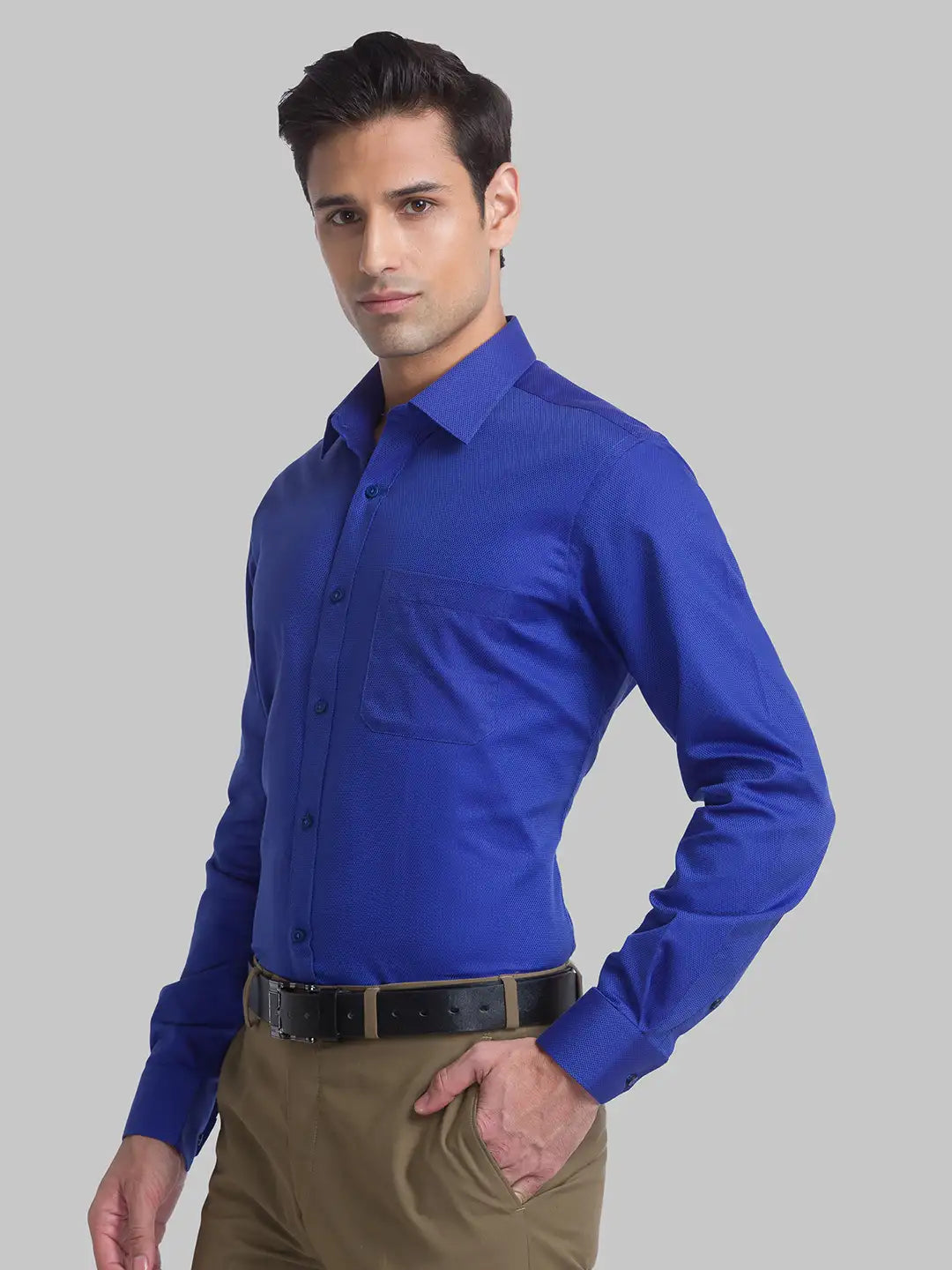 Men Blue Contemporary Fit Structure Cotton Full Sleeve Shirts