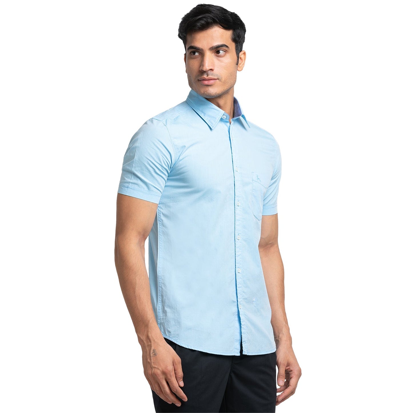 Men Blue Slim Fit Solid Cotton Half Sleeve Shirts