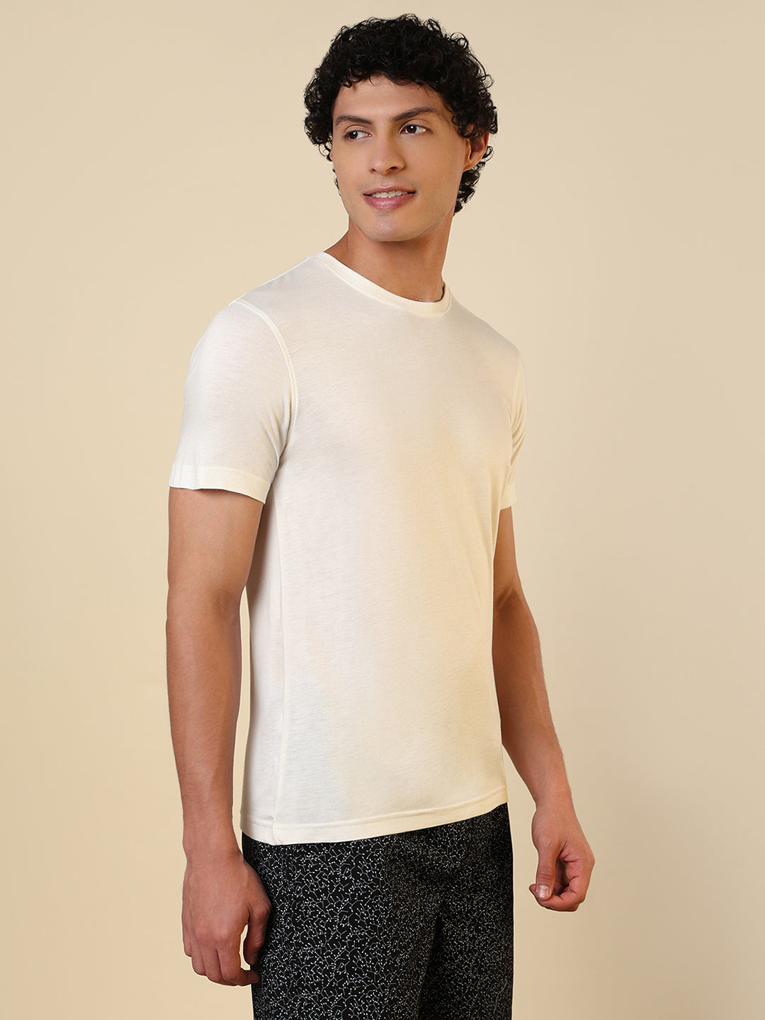 Sleepz Men White Solid Regular Fit Cotton T-Shirt