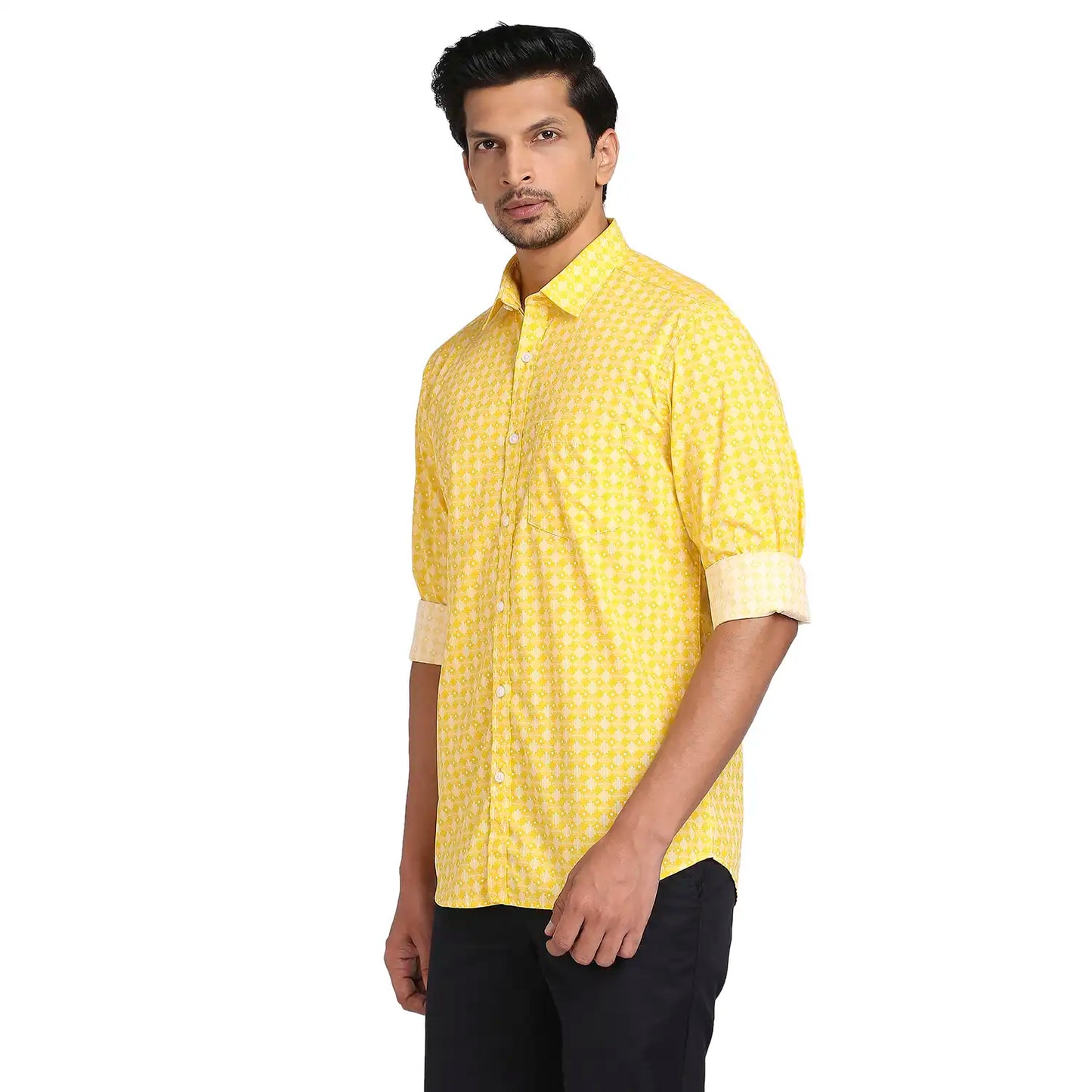 Men Yellow Tailored Fit Print Cotton Full Sleeve Shirts
