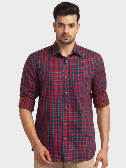 Men Red Tailored Fit Checks Cotton Full Sleeve Shirts
