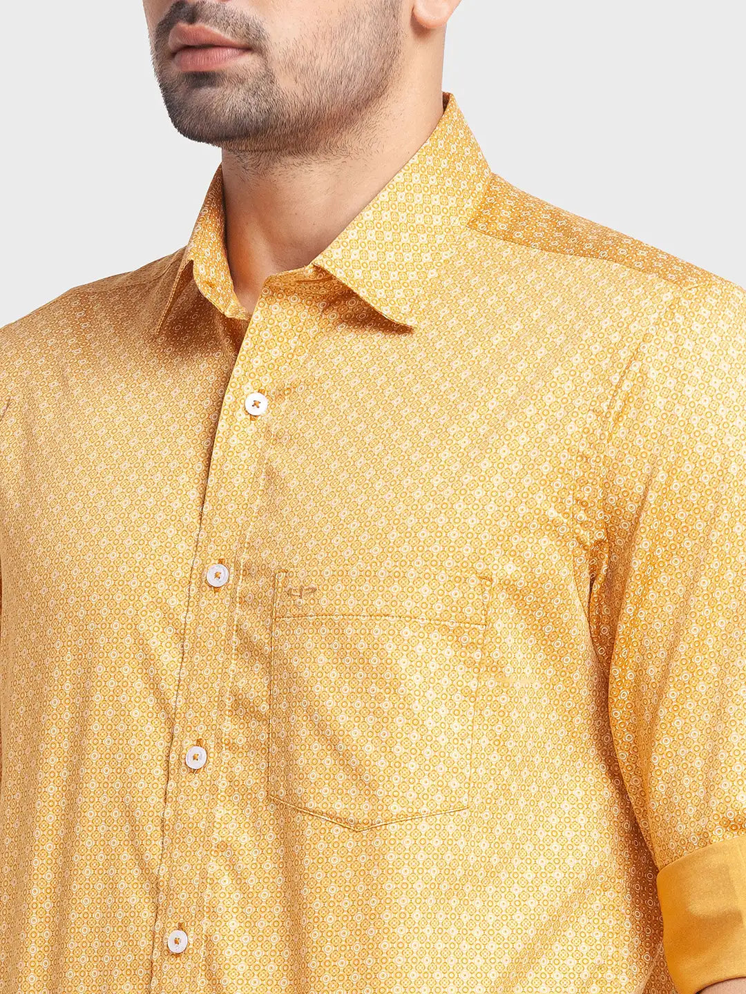 Men Yellow Tailored Fit Print Cotton Full Sleeve Shirts