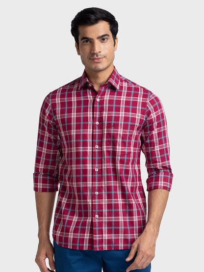 Colorplus Men Red Checkered Tailored Fit Full Sleeve Spread Collar Shirt