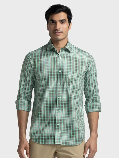 Men Green Tailored Fit Checks Cotton Blend Full Sleeve Shirts