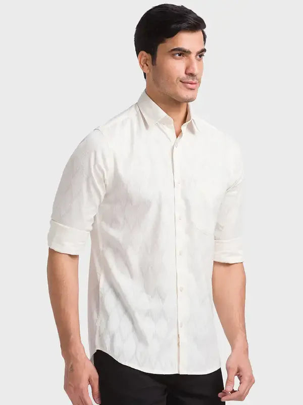 Colorplus Men Brown Solid Tailored Fit Cotton Casual Shirt