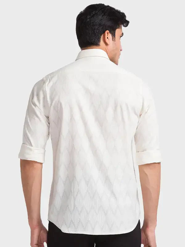 Colorplus Men Brown Solid Tailored Fit Cotton Casual Shirt