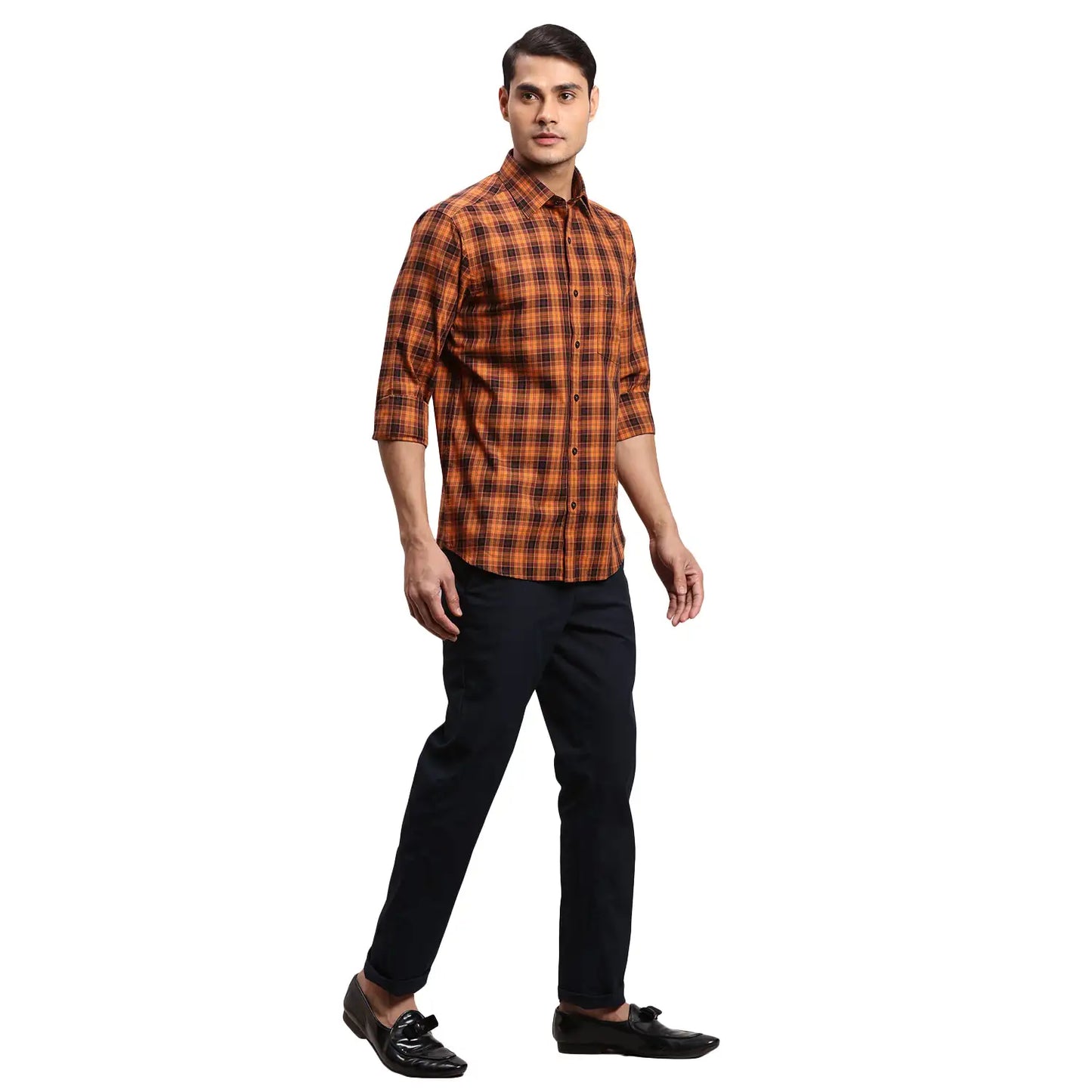 Men Brown Regular Fit Checks Cotton Full Sleeves Shirts