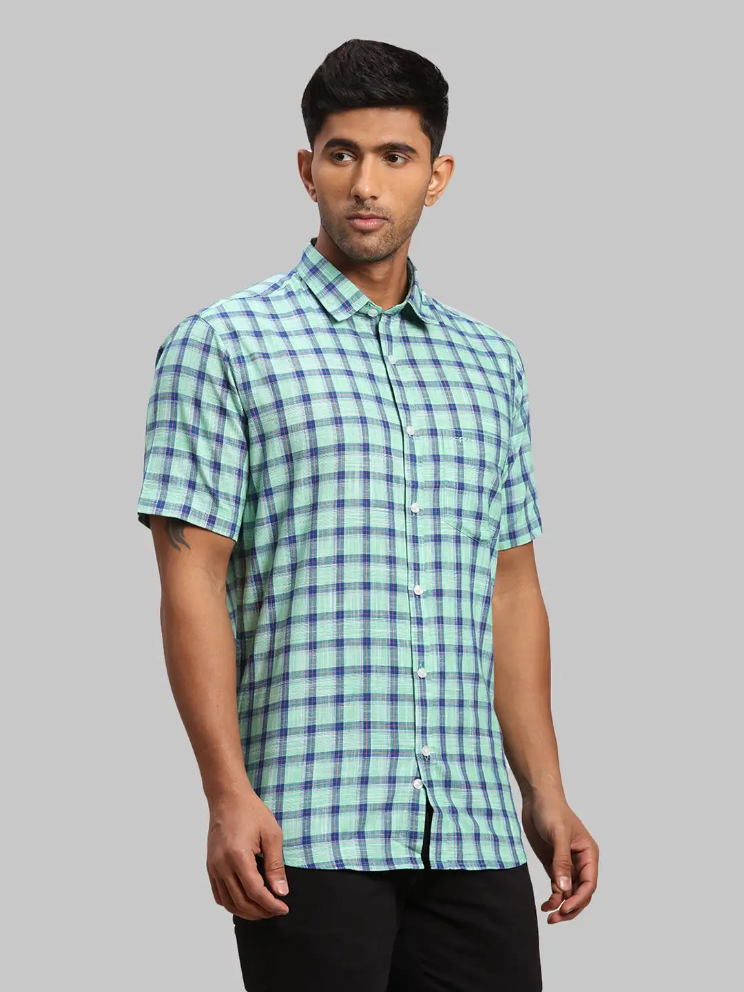 Men Green Tailored Fit Checks Cotton Half Sleeve Shirts