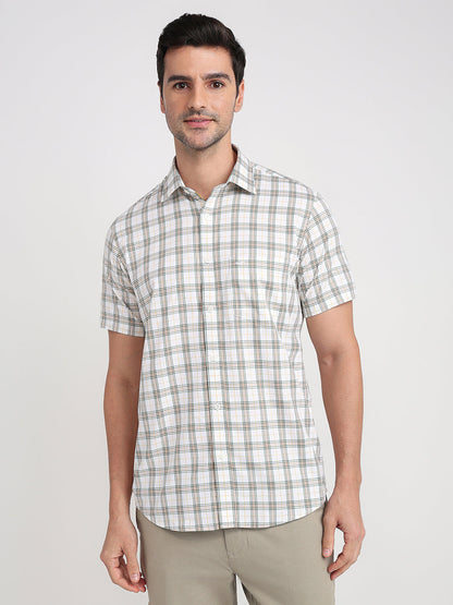Colorplus Men White Checks Regular Fit Cotton Half Sleeve Casual Shirt