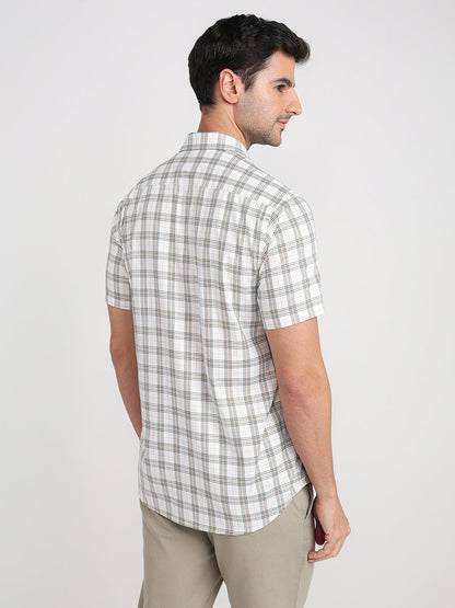 Colorplus Men White Checks Regular Fit Cotton Half Sleeve Casual Shirt