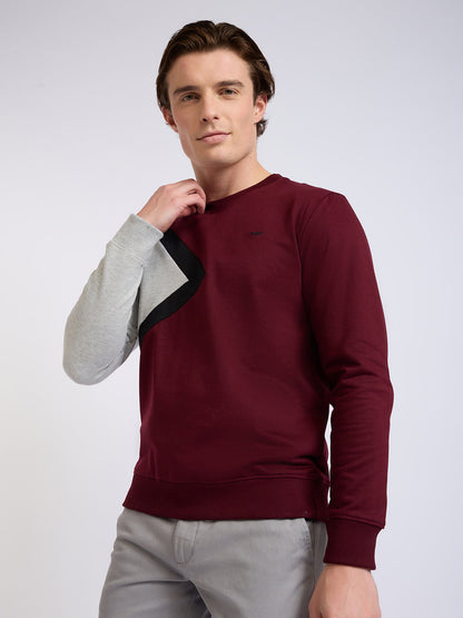 Park Avenue Men Red Cut & Sew Slim Fit Cotton Blend Crew Neck Collar Sweatshirt