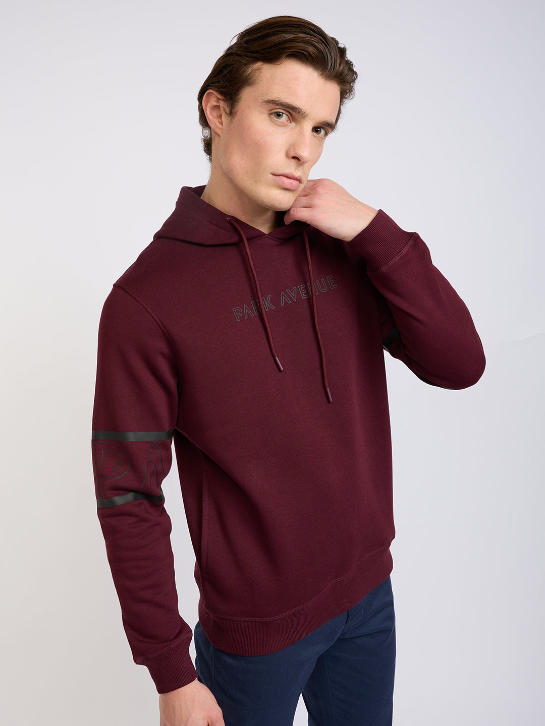 Park Avenue Men Red Solid Slim Fit Cotton Blend Sweatshirt