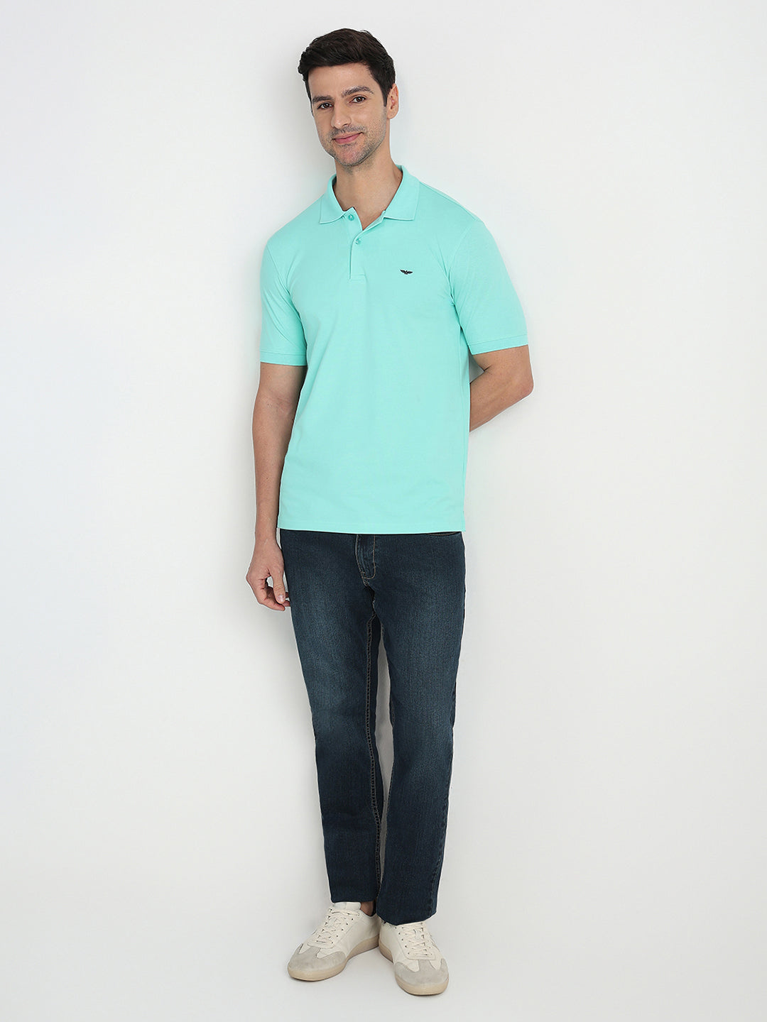 Park Avenue Men Green Solid Slim Fit Cotton Blend Half Sleeve T-Shirt