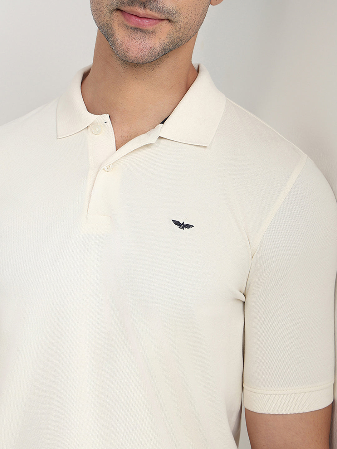 Park Avenue Men White Solid Slim Fit Cotton Blend Half Sleeve T-Shirt