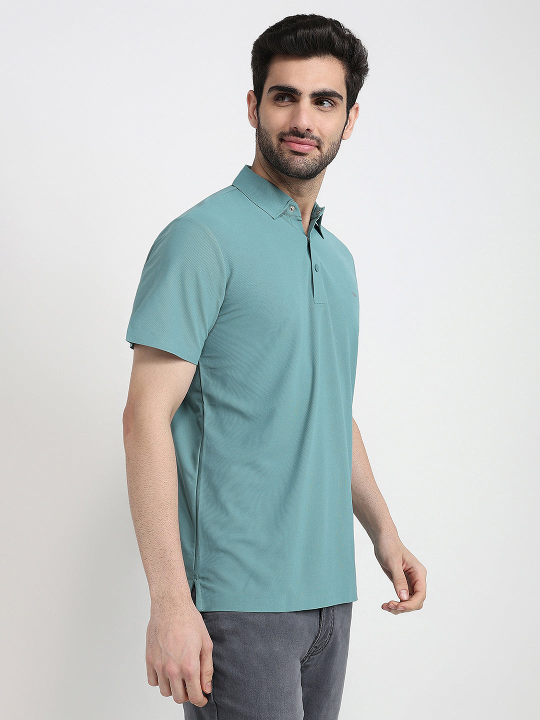 Park Avenue Men Green Solid Slim Fit Polyester Half Sleeve T-Shirt