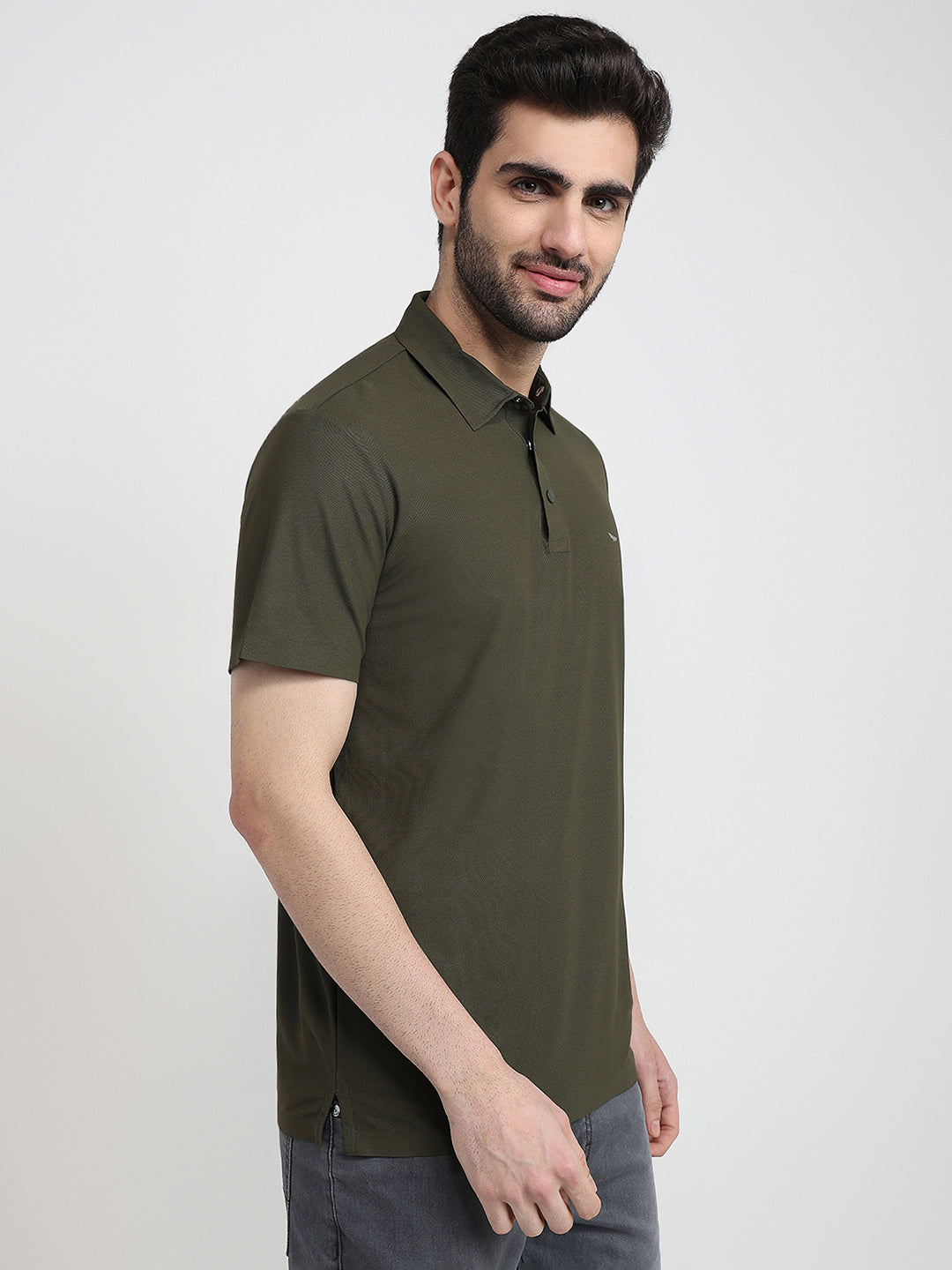 Park Avenue Men Green Solid Slim Fit Polyester Half Sleeve T-Shirt
