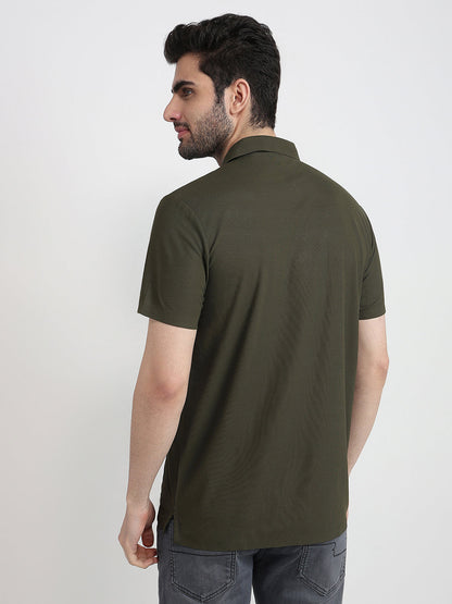 Park Avenue Men Green Solid Slim Fit Polyester Half Sleeve T-Shirt