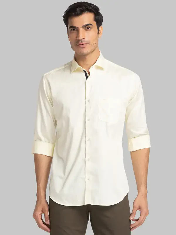 Men Yellow Slim Fit Solid Cotton Shirts
