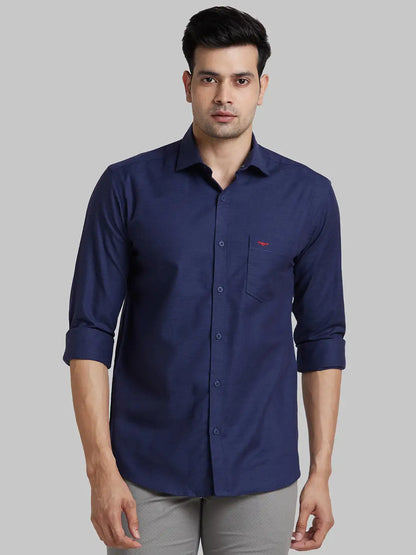 Men Blue Slim Fit Solid Cotton Shirts