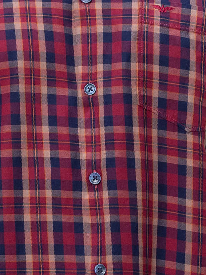 Park Avenue Men Red Checks Slim Fit Cotton Shirts