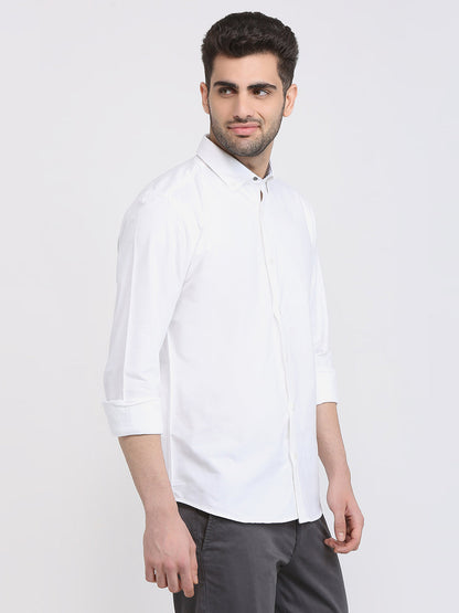 Park Avenue Men White Solid Slim Fit Cotton Full Sleeve Casual Shirt