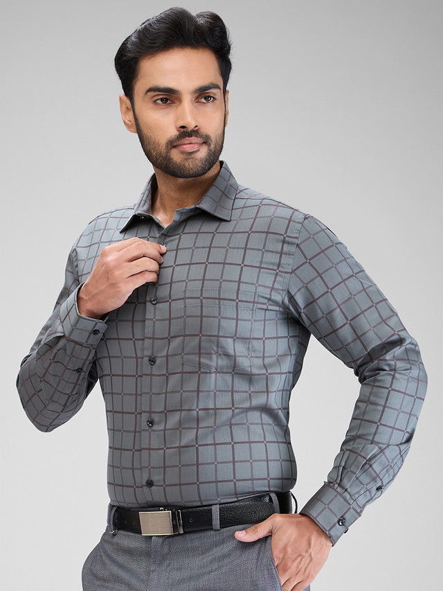 Park Avenue Grey Checks Slim Fit Cotton Formal Shirt