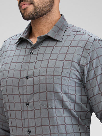 Park Avenue Grey Checks Slim Fit Cotton Formal Shirt