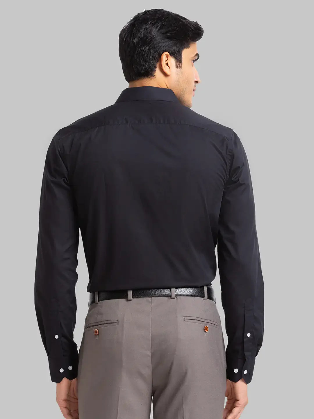 Men Black Slim Fit Solid Polyester Blend Shirts