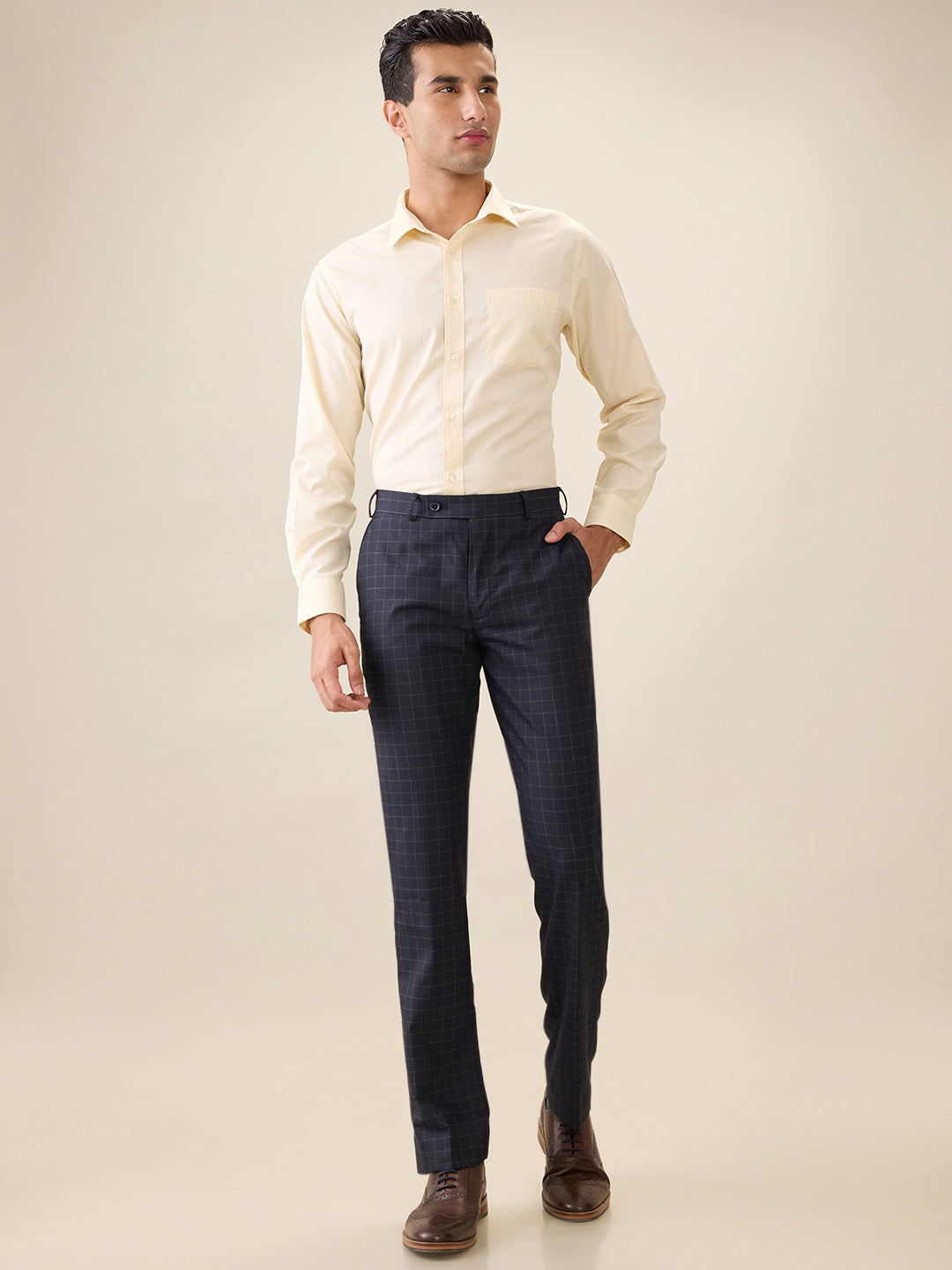 Park Avenue Men Yellow Structure Regular Fit Polyester Blend Full Sleeve Ainsley Collar Formal Shirt