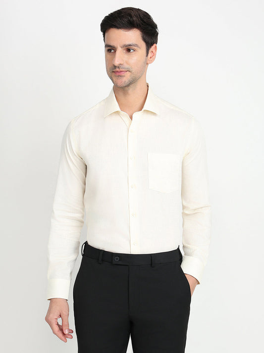 Park Avenue Men White Stripe Regular Fit Cotton Blend Full Sleeve Ainsley Collar Formal Shirt