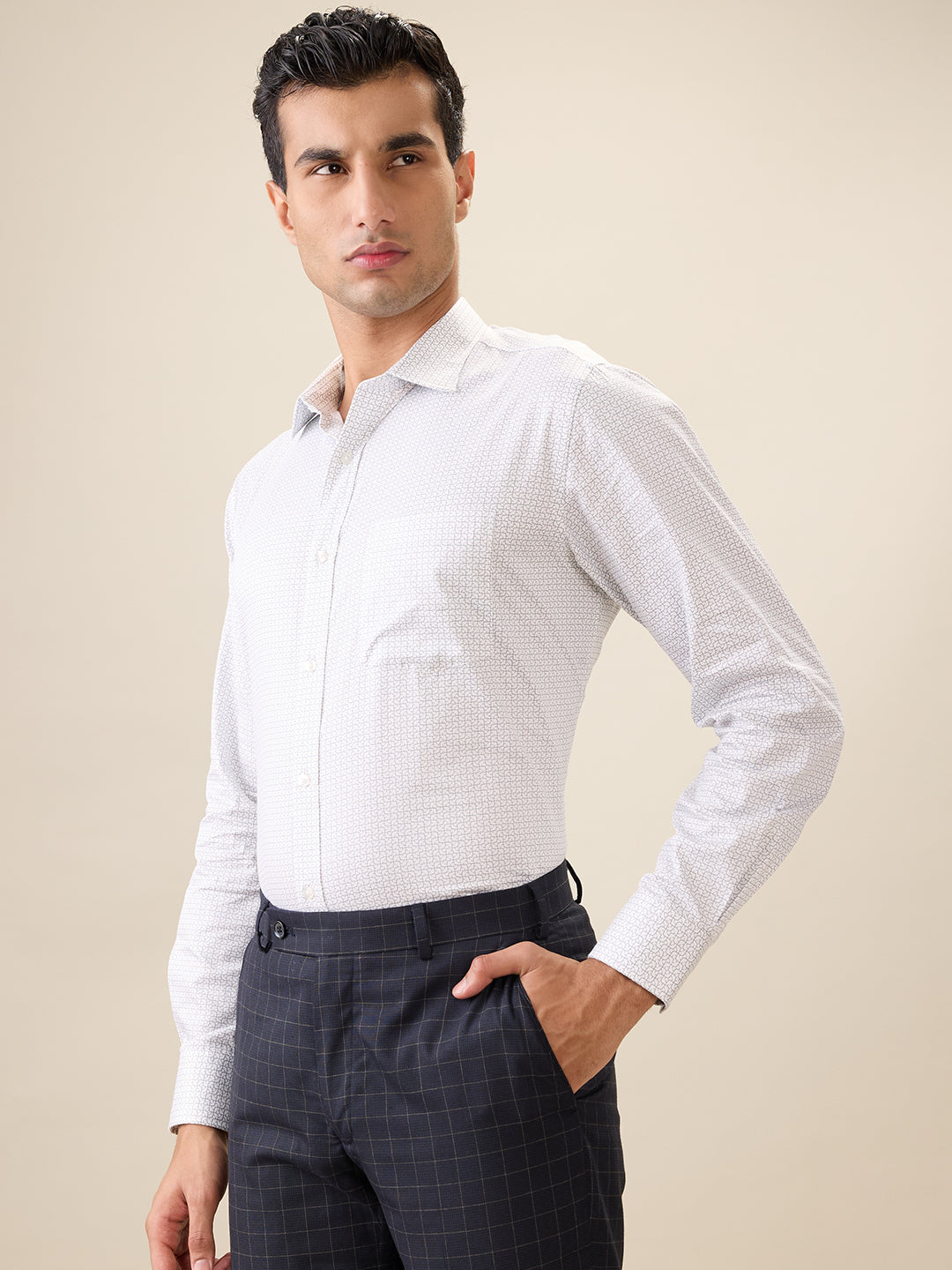 Park Avenue Men White Printed Regular Fit Cotton Full Sleeve Ainsley Collar Formal Shirt