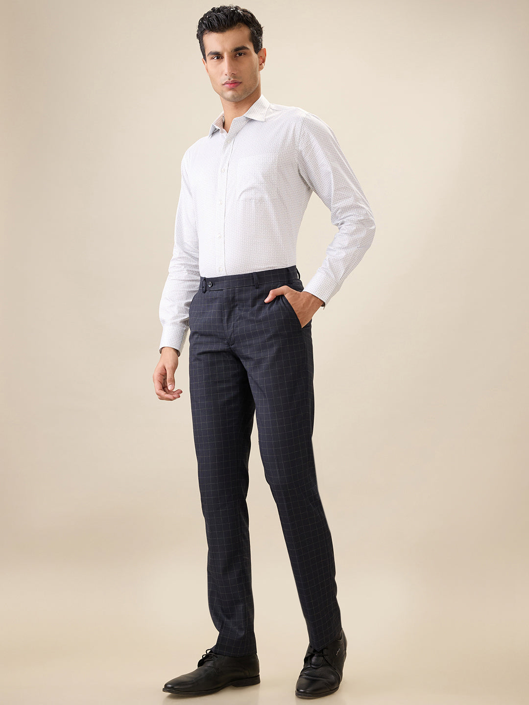 Park Avenue Men White Printed Regular Fit Cotton Full Sleeve Ainsley Collar Formal Shirt