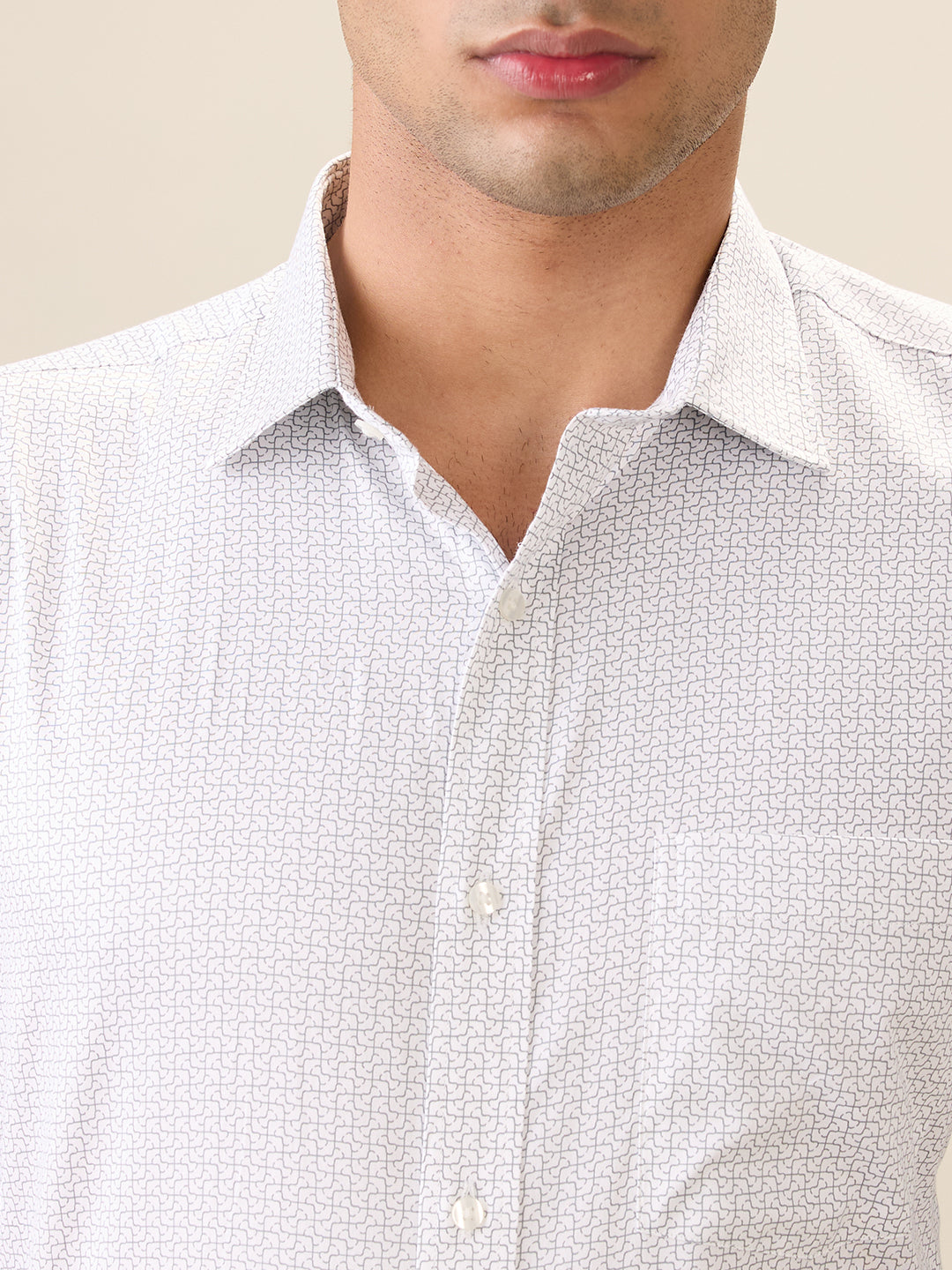 Park Avenue Men White Printed Regular Fit Cotton Full Sleeve Ainsley Collar Formal Shirt