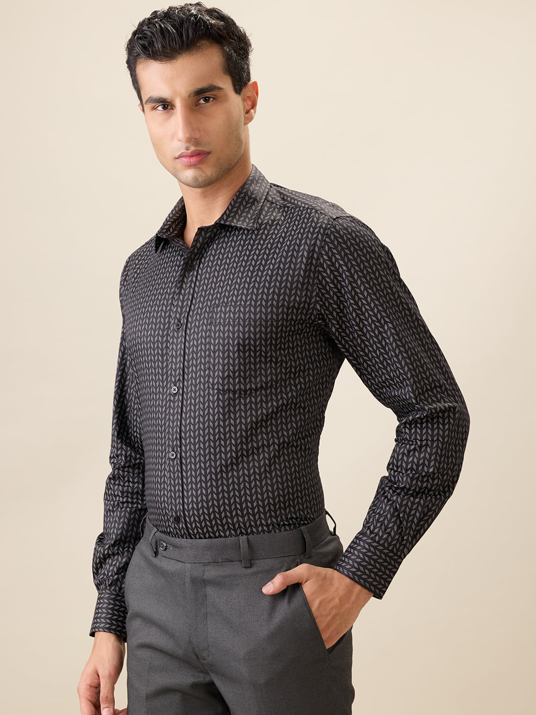 Park Avenue Men Black Printed Regular Fit Cotton Full Sleeve Ainsley Collar Formal Shirt