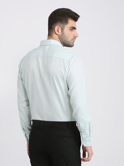 Park Avenue Men Green Checks Regular Fit Cotton Blend Formal Shirt