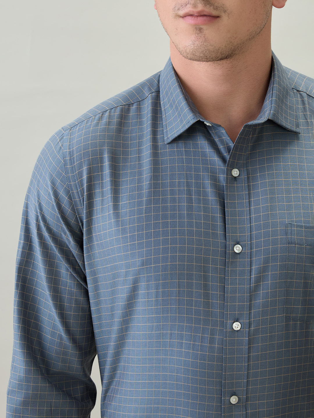 Park Avenue Men Blue Structure Regular Fit Cotton Blend Formal Shirt
