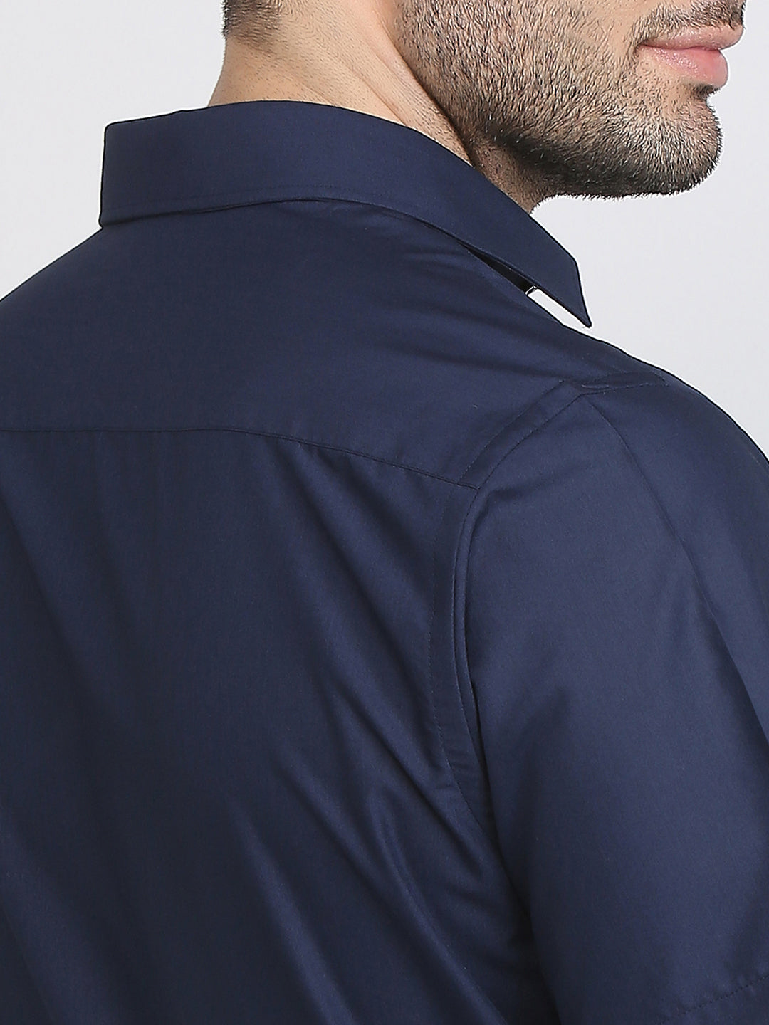 Park Avenue Men Blue Structure Regular Fit Polyester Blend Formal Shirt