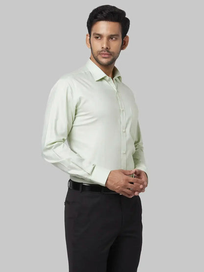 Park Avenue Men Green Structure Slim Fit Cotton Shirt