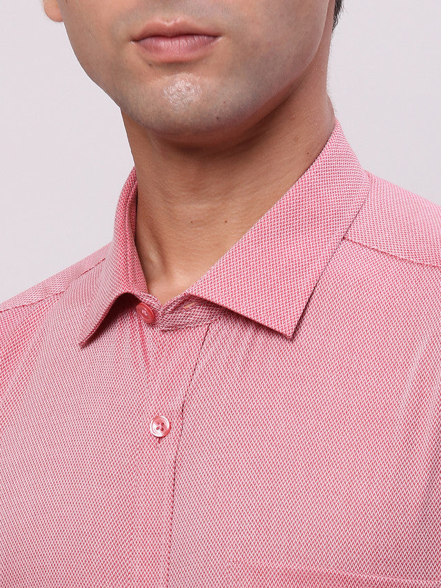 Park Avenue Red Structure Slim Fit Full Sleeve Cotton Shirt