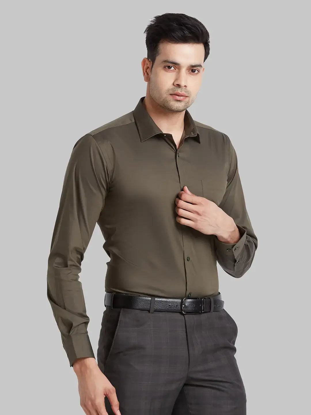 Men Green Slim Fit Solid Cotton Blend   Shirts