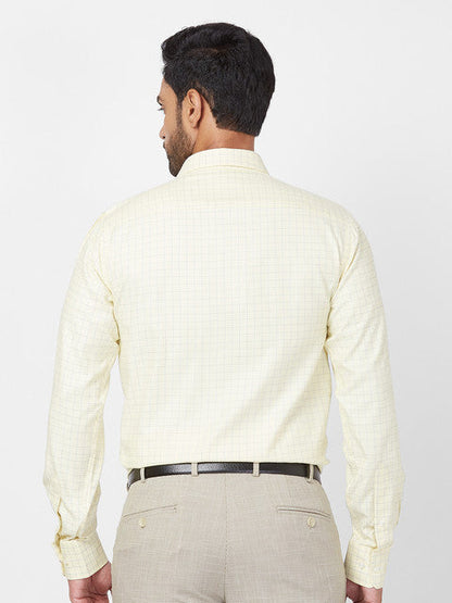 Park Avenue Men Yellow Slim Fit Checks Shirt