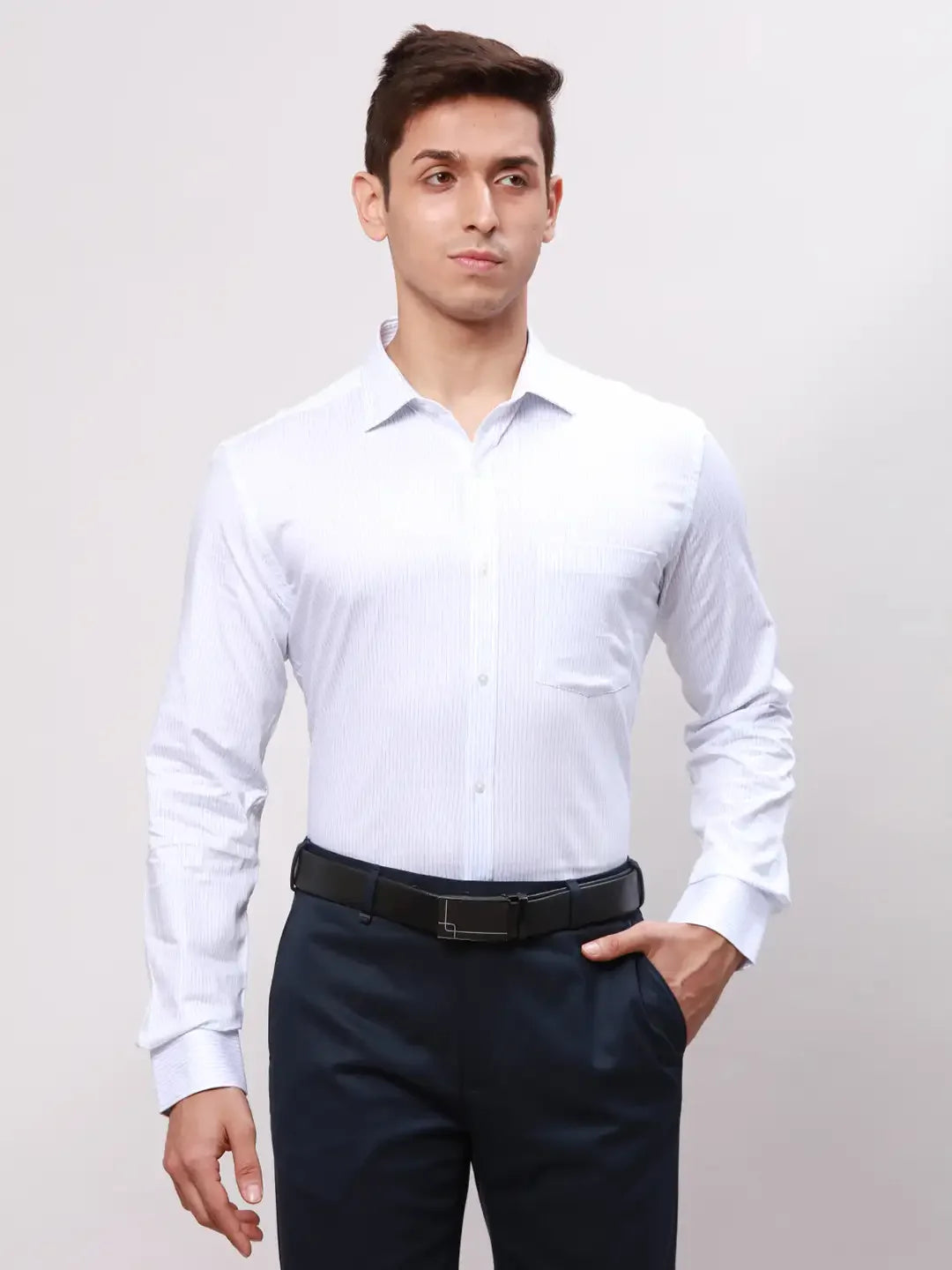 Park Avenue Men Blue Slim Fit Stripe Cotton Shirts