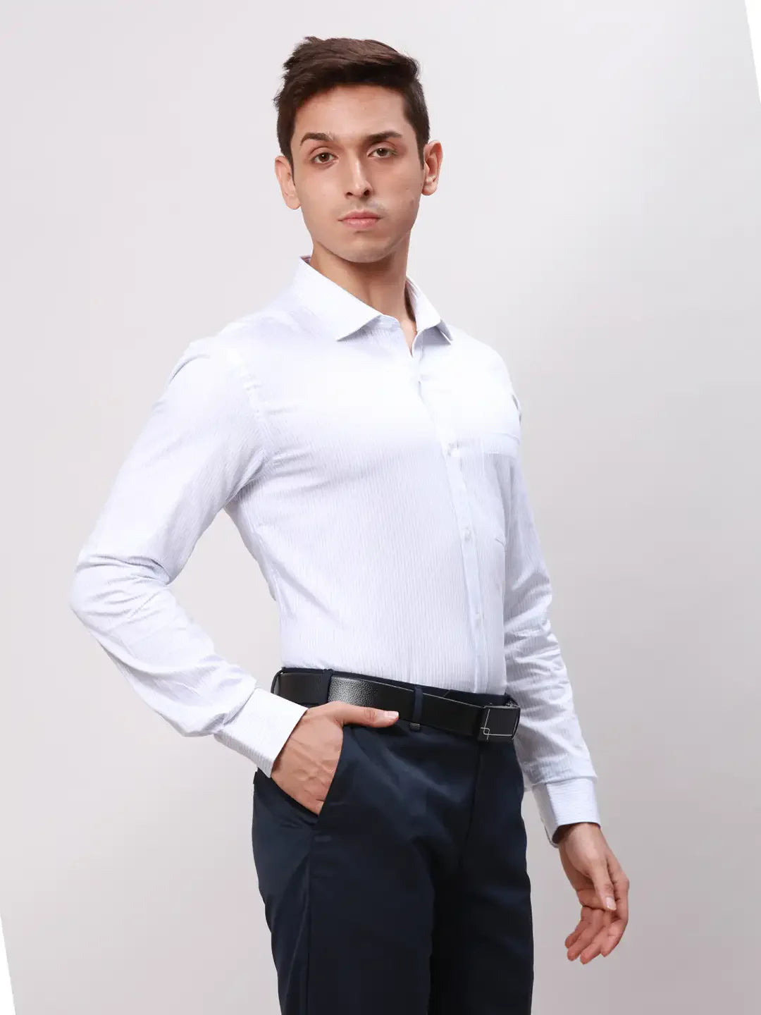 Park Avenue Men Blue Slim Fit Stripe Cotton Shirts