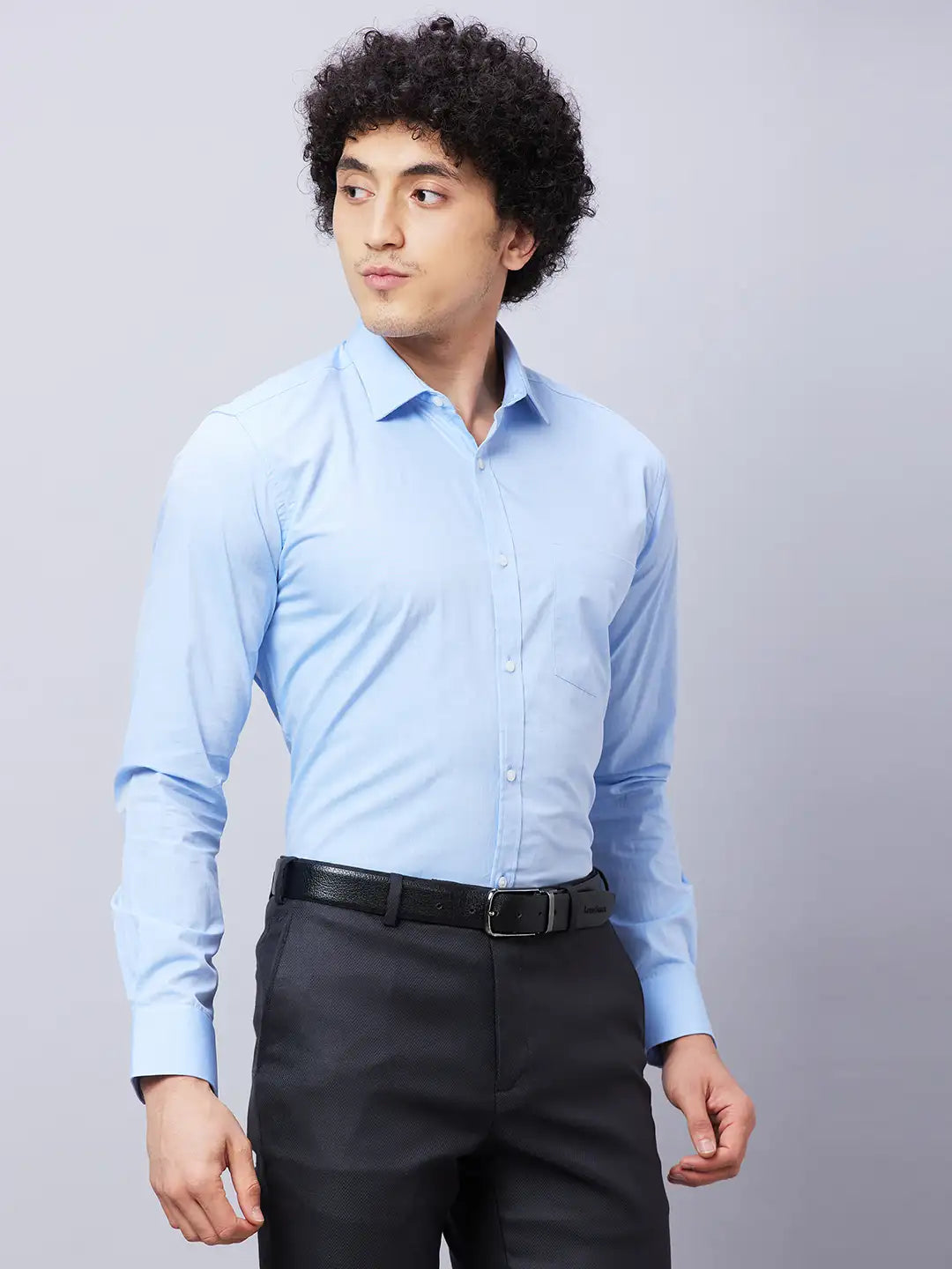 Park Avenue Men Blue Solid Slim Fit Cotton Cutaway Collar Shirt