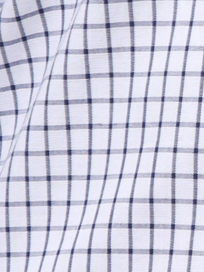 Park Avenue Men Blue Slim Fit Checkered Cotton Full Sleeve Cut Away Shirt