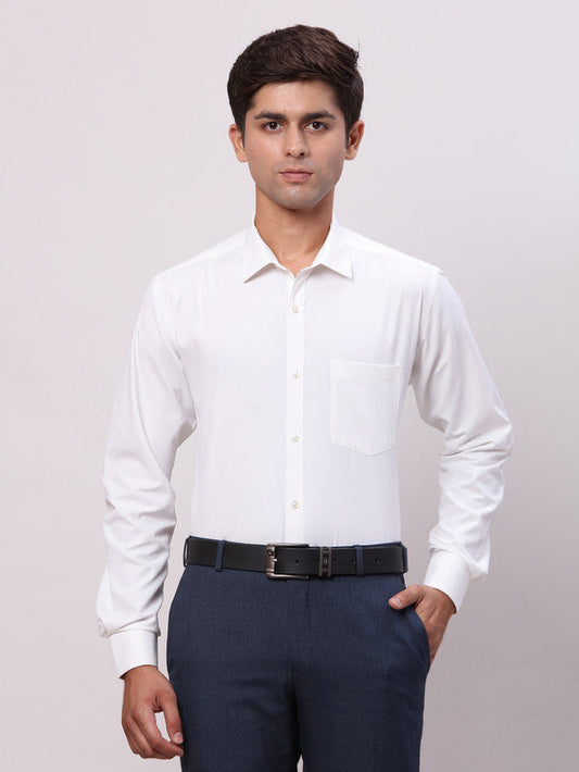 Park Avenue White Solid Slim Fit Full Sleeve Cotton Blend Shirt