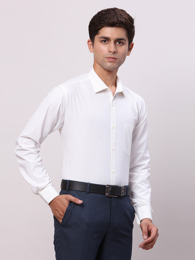 Park Avenue White Solid Slim Fit Full Sleeve Cotton Blend Shirt