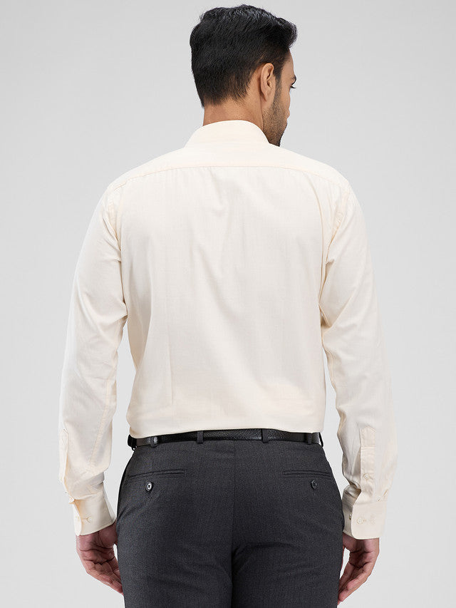 Park Avenue Yellow Solid Slim Fit Cotton Formal Shirt