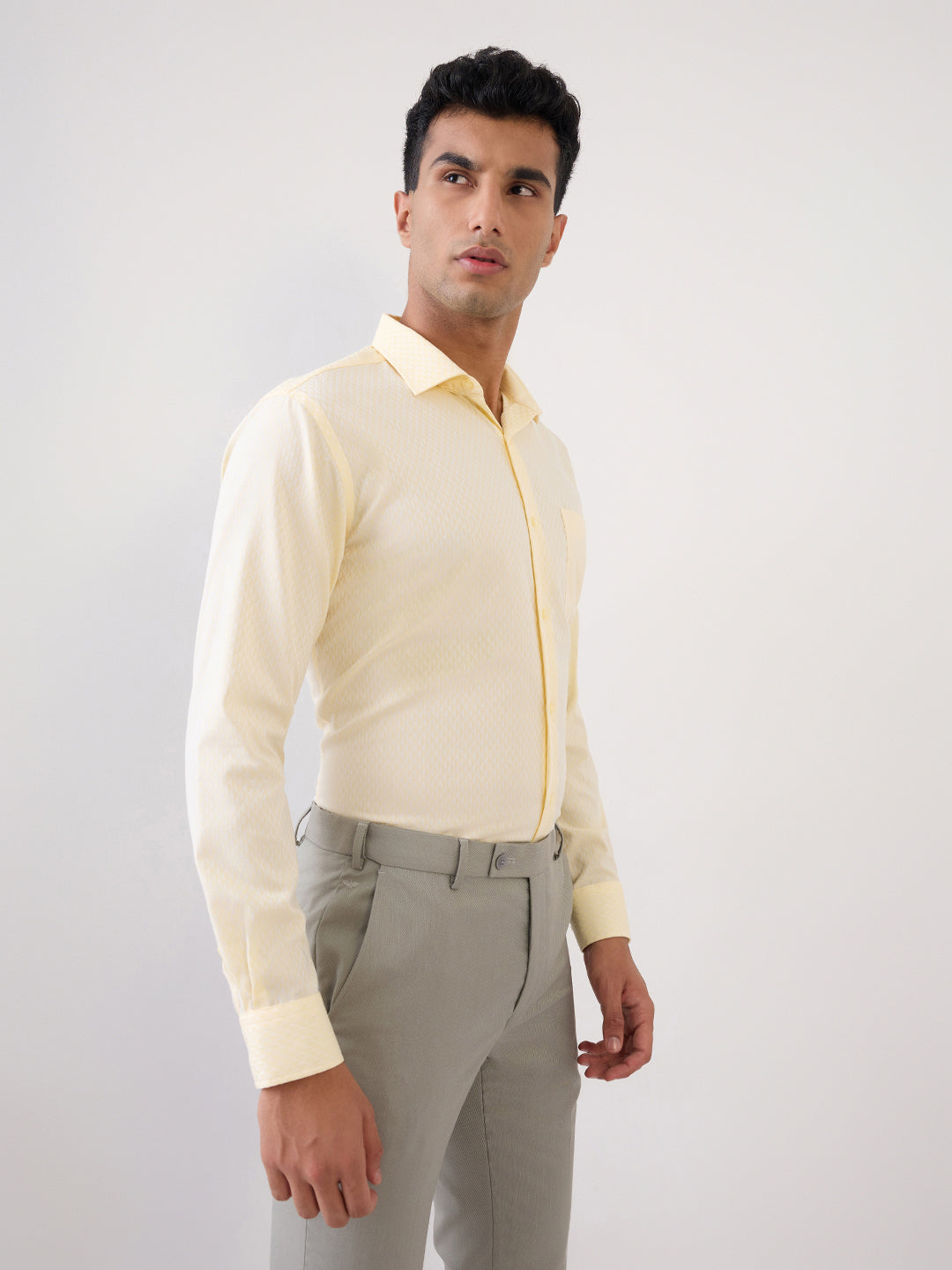 Park Avenue Men Yellow Structure Slim Fit Cotton Full Sleeve Formal Shirt