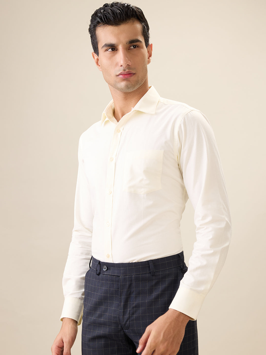 Park Avenue Men Yellow Structure Slim Fit Cotton Blend Full Sleeve Formal Shirt